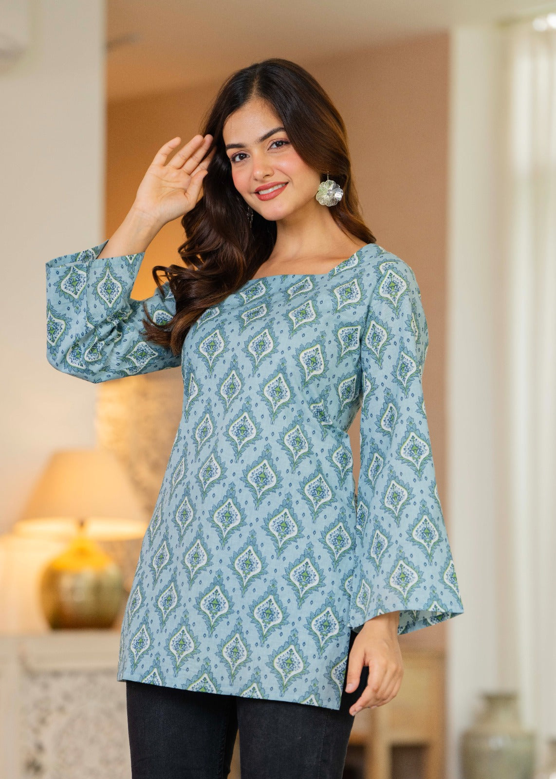 Heer Square-Neck Short Kurti