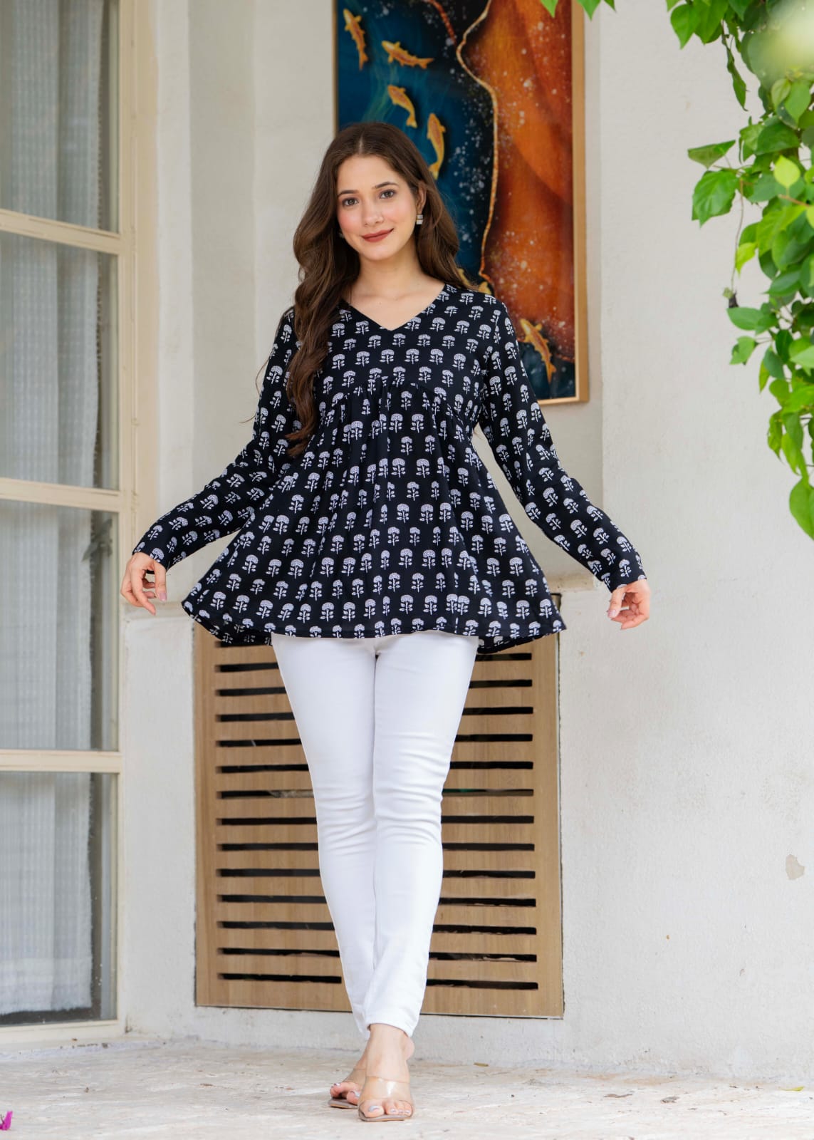 Alia V-Neck Short Kurti