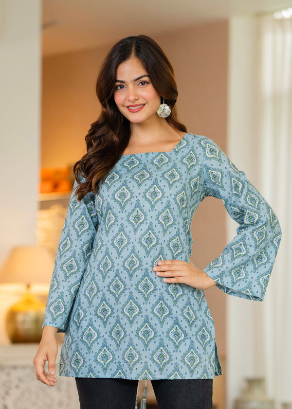 Heer Square-Neck Short Kurti