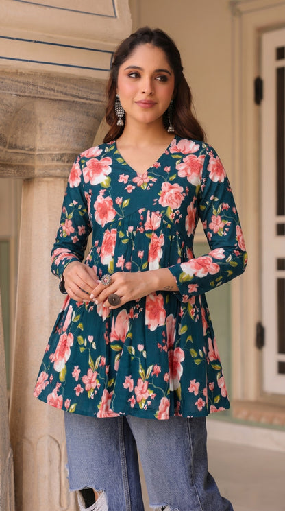 Alia V Neck Short Kurti